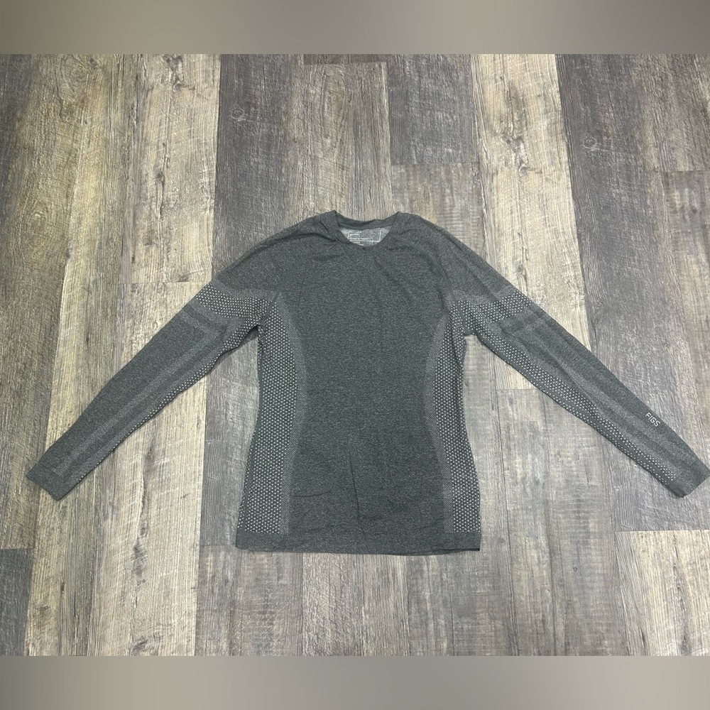 Figs Salta Seamless Long Sleeve Underscrub Top Sz. M